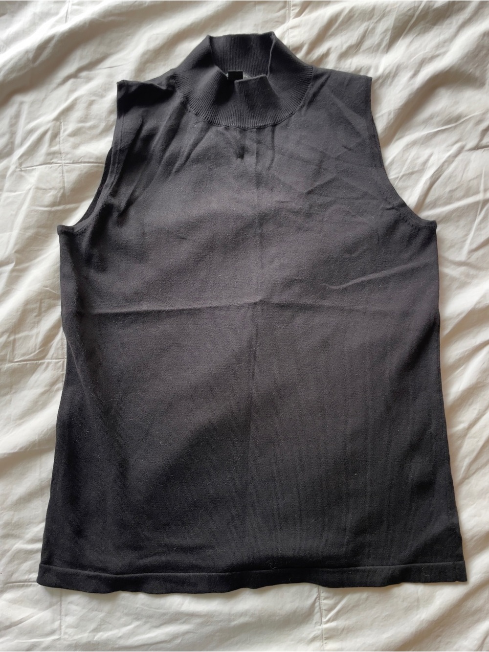 NWOT Ann Taylor Black Sleeveless Mock Neck TankS Size Medium